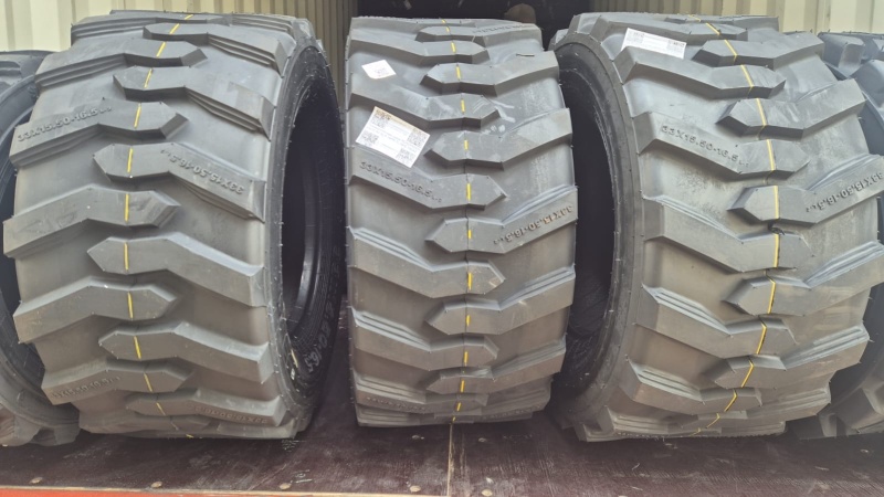 Пневматическая шина Roadhiker 33x15.50-16.5 SКS ТL