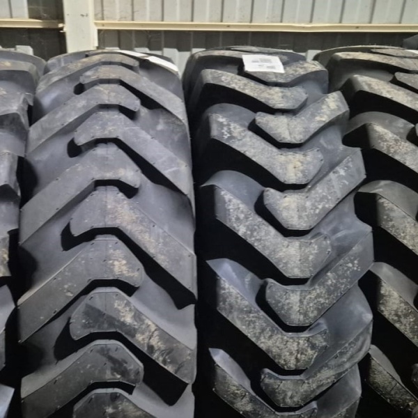 Пневматическая шина 14.00-24 / PR16 Starmaxx SG200 153 A8 TL