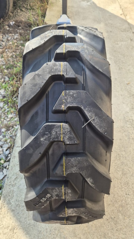 Пневматическая шина Roadhiker 12.5 80-18 14PR TL R-4 SLR4A