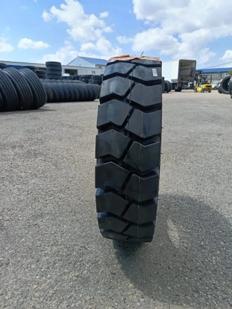 Шинокомплект Aeolus 7.00-12 AIND11 12PR 142/A3 TTF