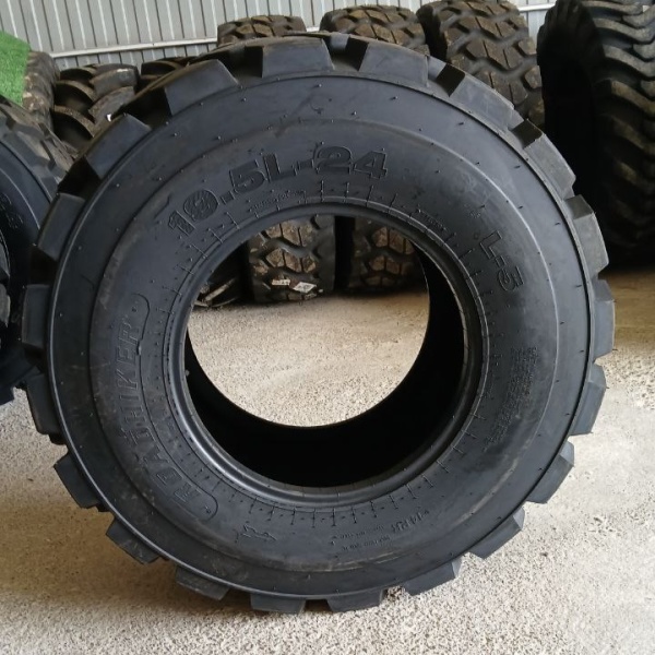 Пневматическая шина Roadhiker 19.5L-24 (500/70-24) 14PR TL L-5 HUL5 149 A8