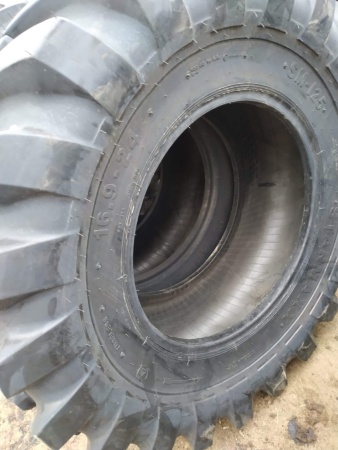 Пневматическая шина 16.9-24 / PR14 Starmaxx SM-I25 152 A8 L2 TL