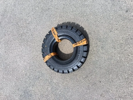 Шинокомплект Aeolus 7.00-12 AIND11 12PR 142/A3 TTF