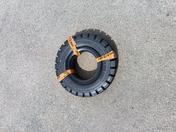 Шинокомплект Aeolus 7.00-12 AIND11 12PR 142/A3 TTF