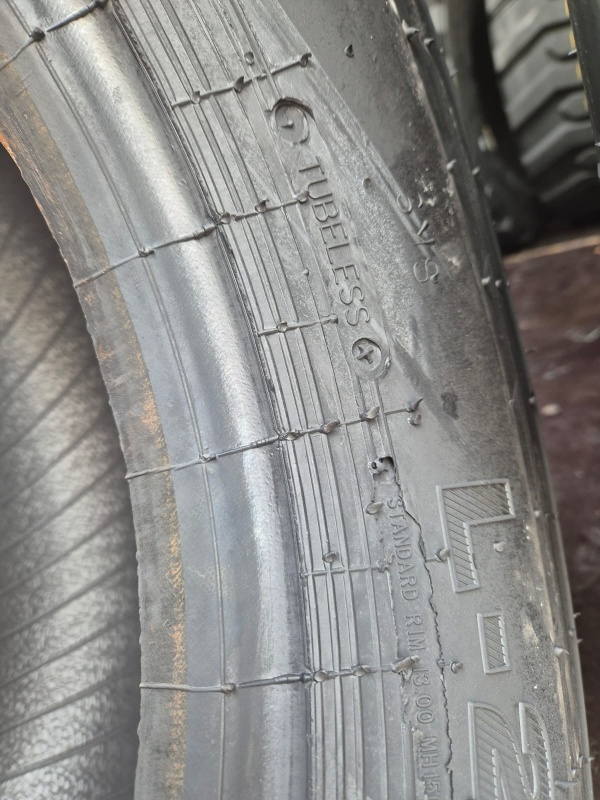 Пневматическая шина Roadhiker 33x15.50-16.5 SКS ТL