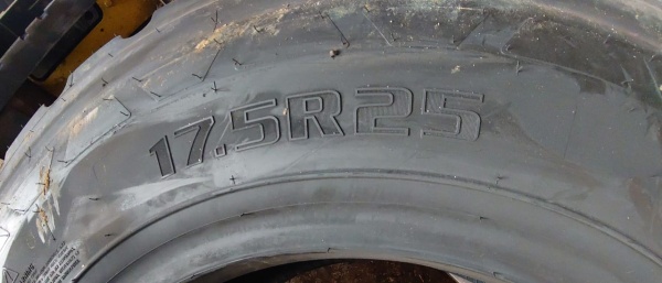 Пневматическая шина 17.5R25 Starmaxx StxRD31 176 A2/153 A8 * L-3/G-3 3STD TL