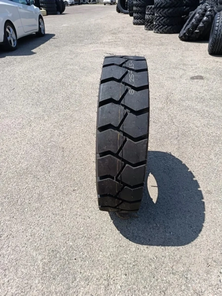 Шинокомплект Aeolus 8.25-15 AIND11 16PR 154/148 A5 TTF