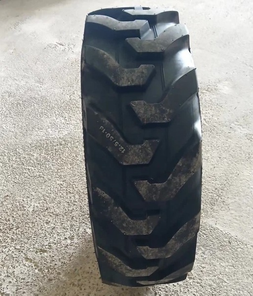 Пневматическая шина Roadhiker 12.5/80-18 12PR TL R-4 SLR4A 141 A6