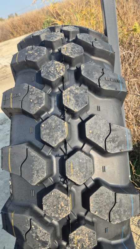 Пневматическая шина Roadhiker 44080R28(16.9R28) TL R-4 MULTIPRO100 156A8/156B