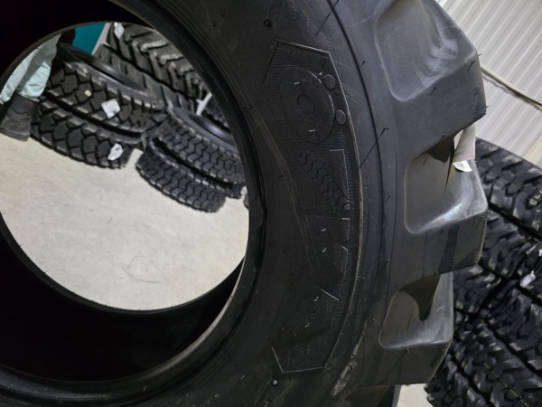 Пневматическая шина 15.5/80-24 / PR16 OZKA IND80 TL